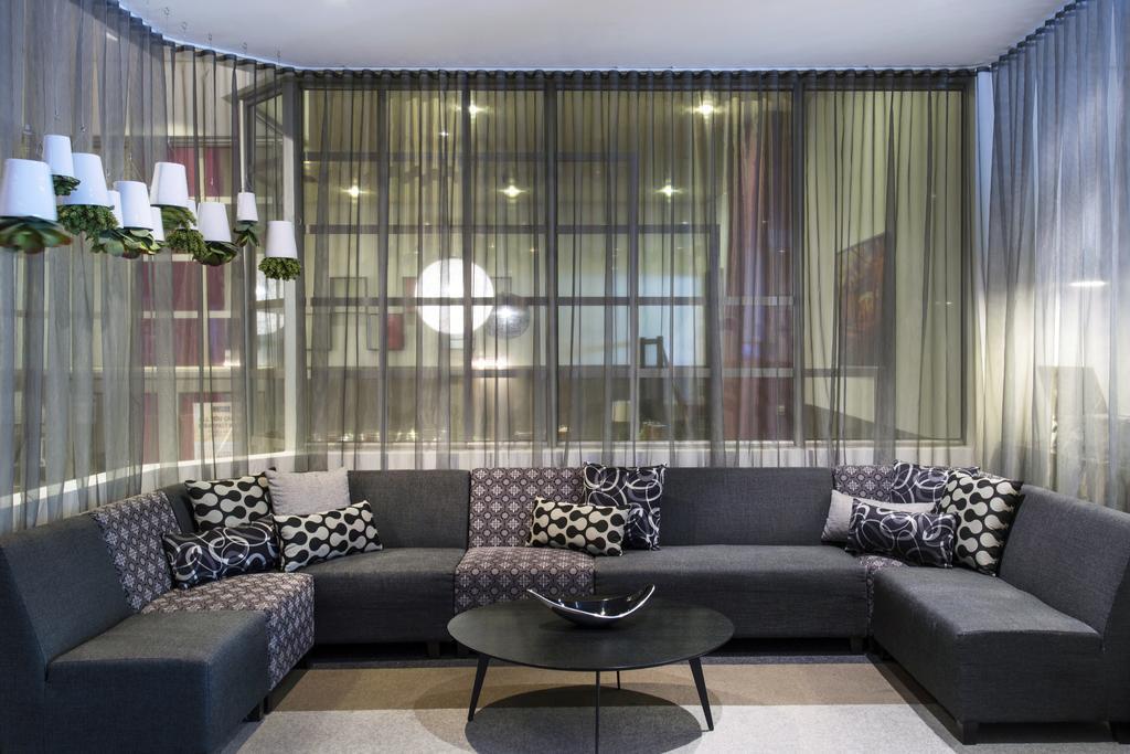 Mantra On The Park Aparthotel Melbourne Exterior foto