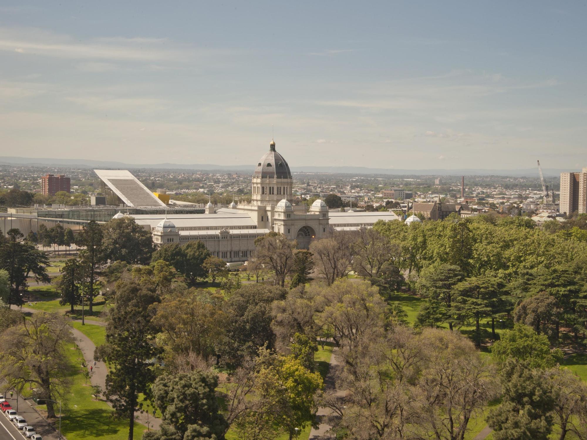 Mantra On The Park Aparthotel Melbourne Exterior foto