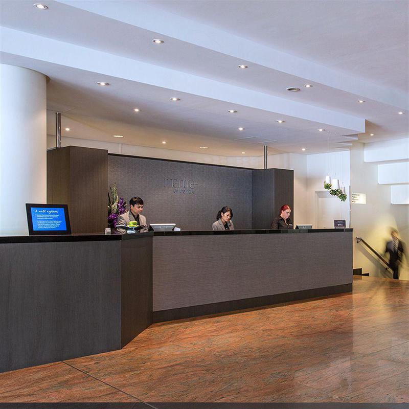 Mantra On The Park Aparthotel Melbourne Exterior foto